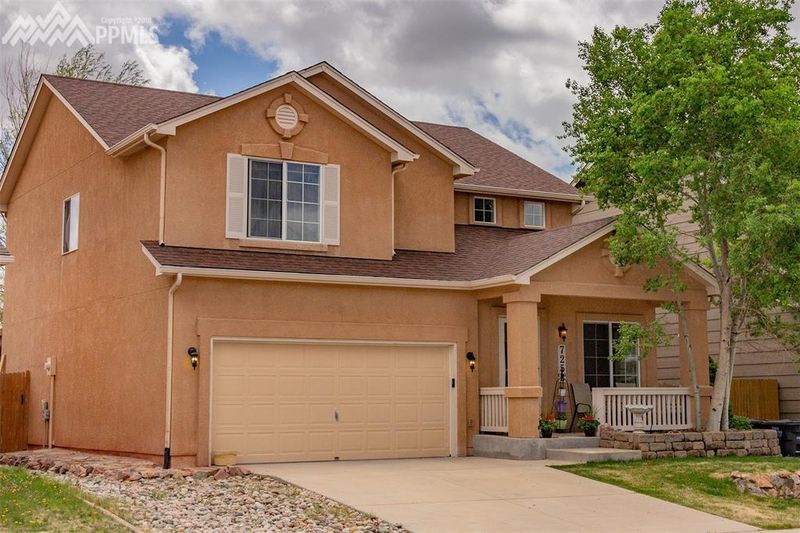 7258 Grand Prairie Dr, Colorado Springs, CO 80923