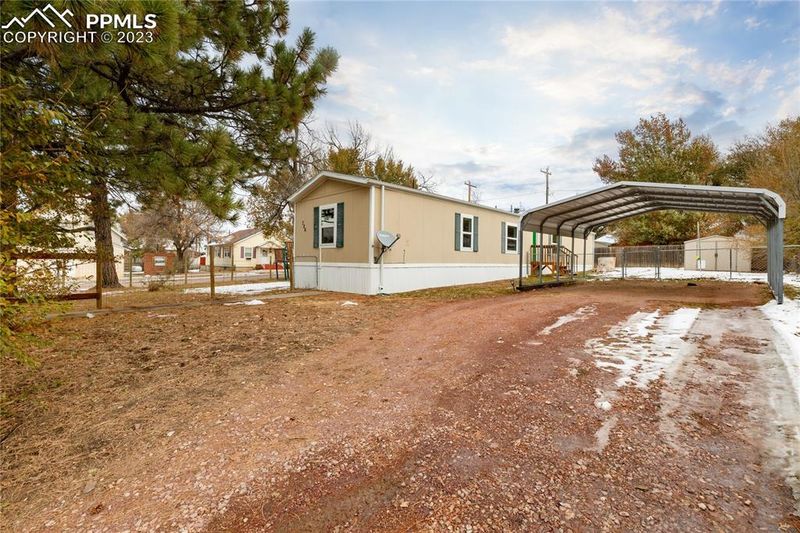 726 Colorado Ave, Calhan, CO 80808