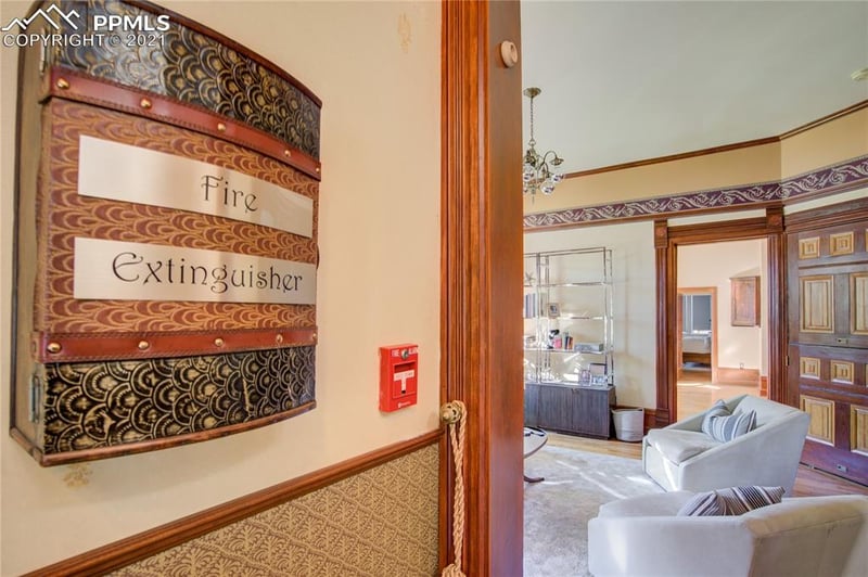 727 W 13th St, Pueblo, CO 81003