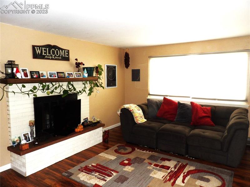 727 Ellston St, Colorado Springs, CO 80907
