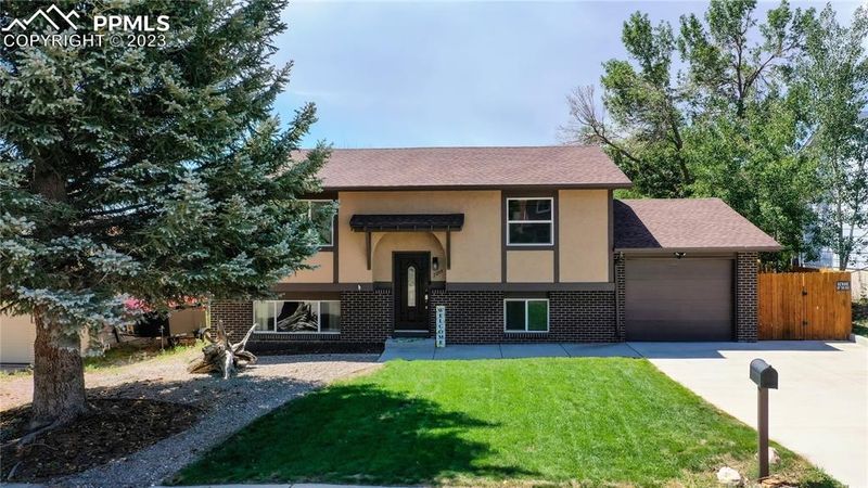7275 Shawnee Pl, Colorado Springs, CO 80915