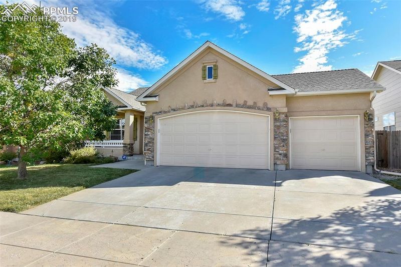 7277 Eagle Canyon Dr, Colorado Springs, CO 80922