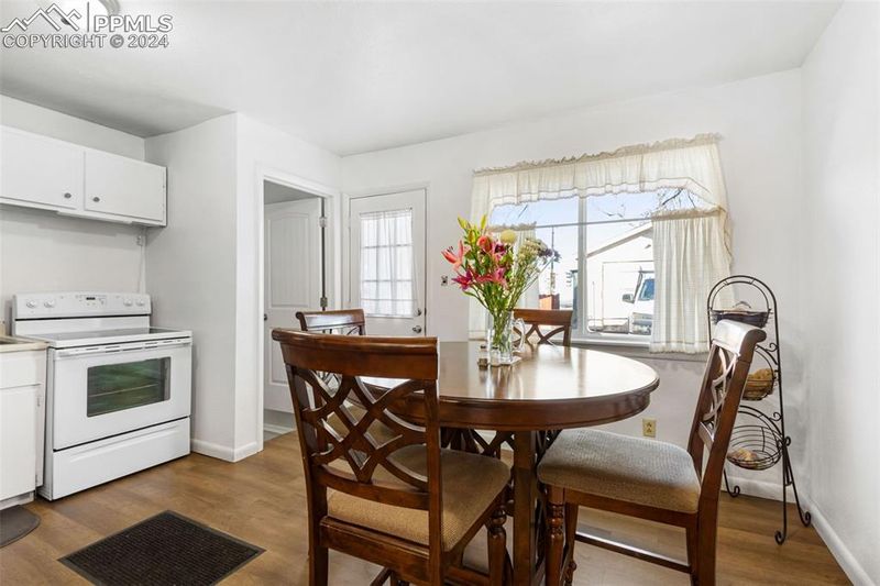 728 E Cucharras St, Colorado Springs, CO 80903