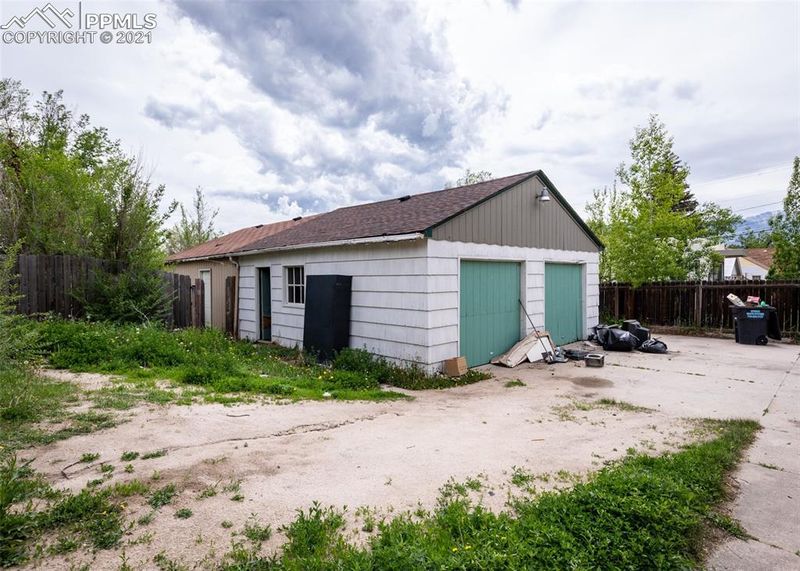 728 N Meade St, Colorado Springs, CO 80909