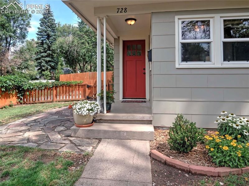 728 E Uintah St, Colorado Springs, CO 80903