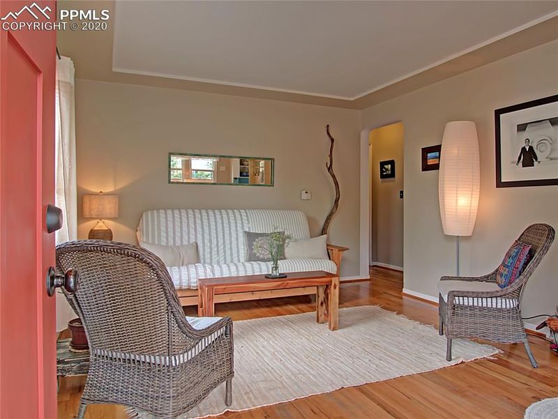 728 E Uintah St, Colorado Springs, CO 80903