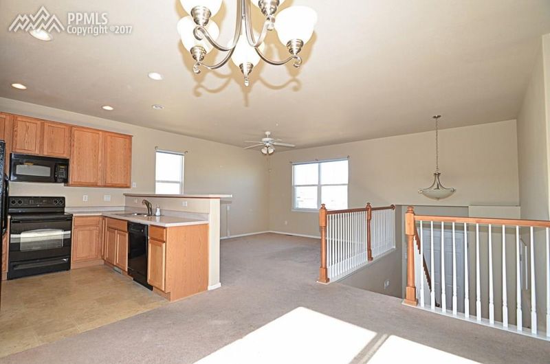 7285 Dobbs Dr, Fountain, CO 80817