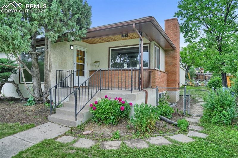 729 Pleasant St, Colorado Springs, CO 80904