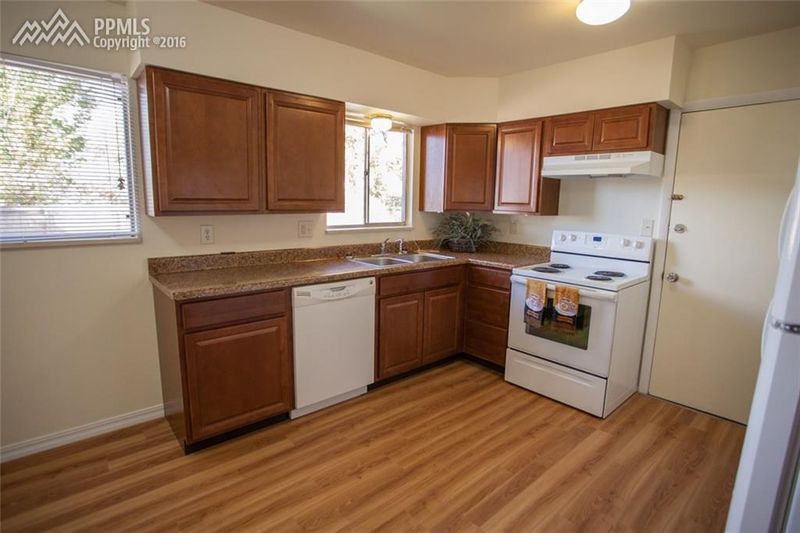 729 Squire St, Colorado Springs, CO 80911