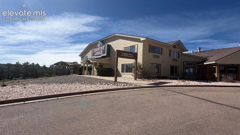 730 Country Dr, Woodland Park, CO 80863