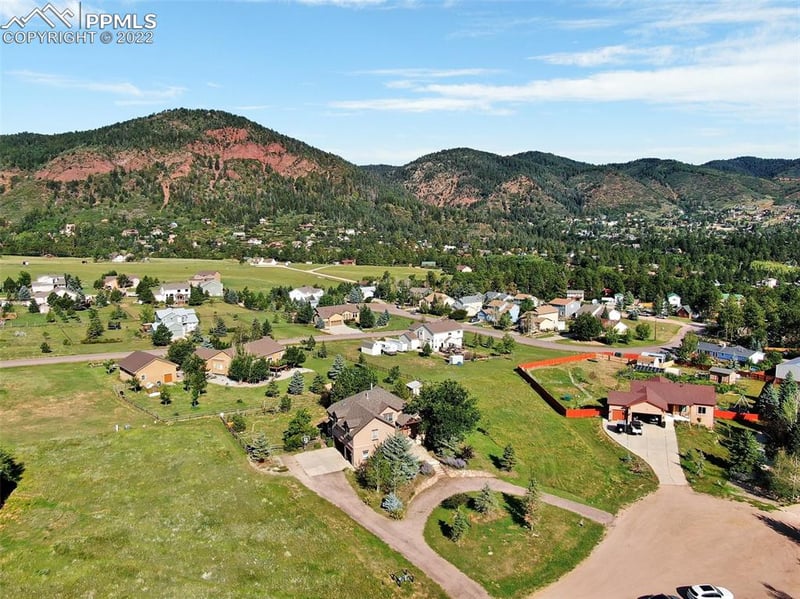730 Platt Ln, Palmer Lake, CO 80133
