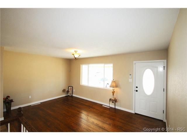 730 Winnepeg Dr, Colorado Springs, CO 80910