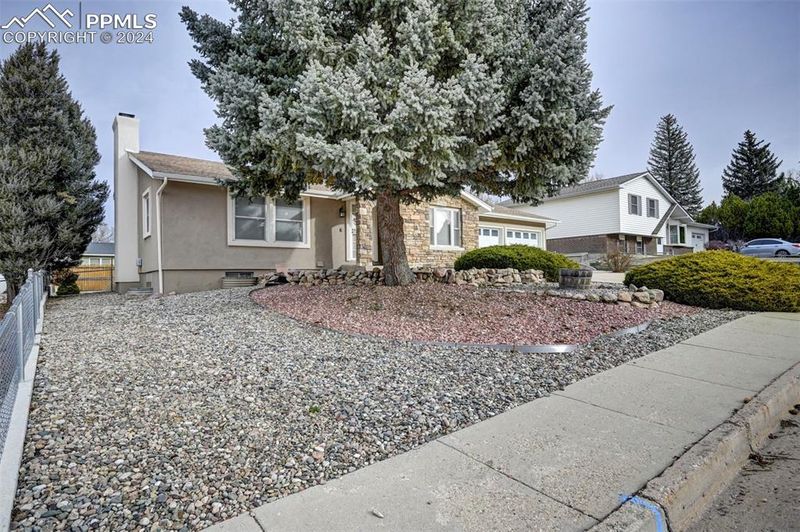 7304 Liberty Ct, Fountain, CO 80817