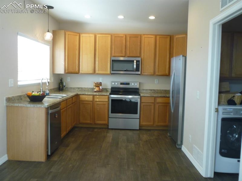 7305 Edgebrook Dr, Colorado Springs, CO 80922