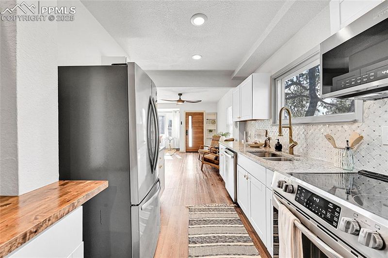 731 N Foote Ave, Colorado Springs, CO 80909