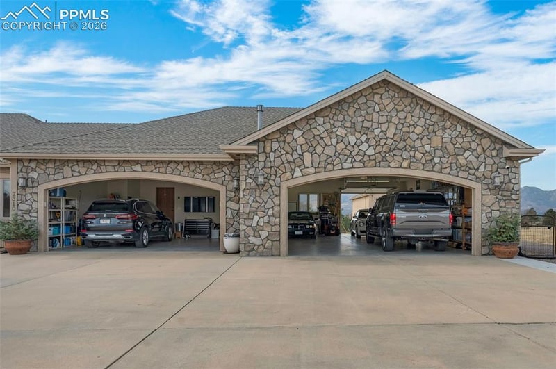 7310 Antelope Ln, Colorado Springs, CO 80920