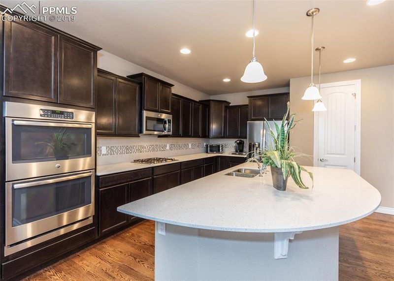 7312 Jagged Rock Cir, Colorado Springs, CO 80927