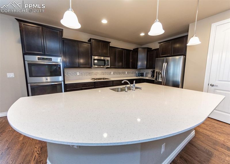 7312 Jagged Rock Cir, Colorado Springs, CO 80927