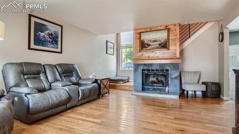 7312 Liberty Bell Dr, Colorado Springs, CO 80920
