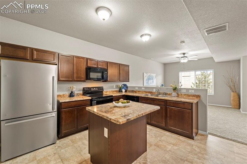 7315 Forest Meadows Ave, Colorado Springs, CO 80908