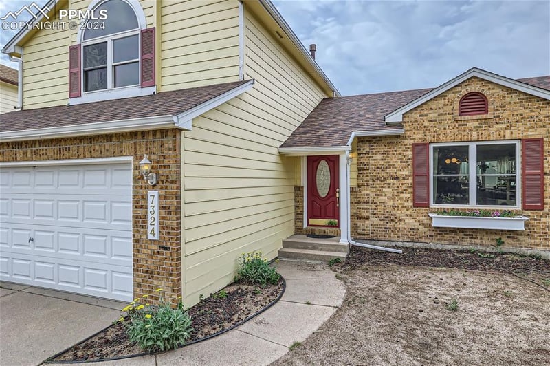 7324 Liberty Bell Dr, Colorado Springs, CO 80920