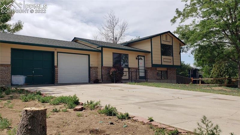 7325 Painted Rock Dr, Colorado Springs, CO 80911