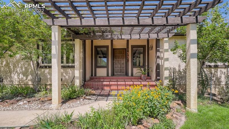 7330 Sorrell Ct, Colorado Springs, CO 80919