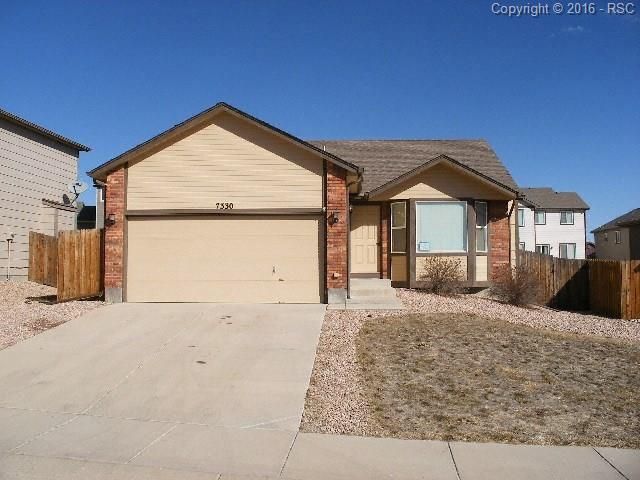 7330 Willowdale Dr, Fountain, CO 80817