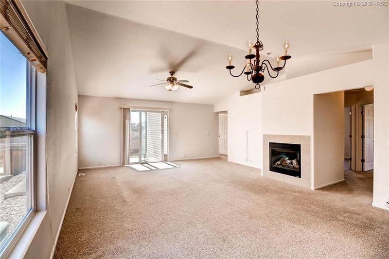7331 Glenburn Dr, Fountain, CO 80817