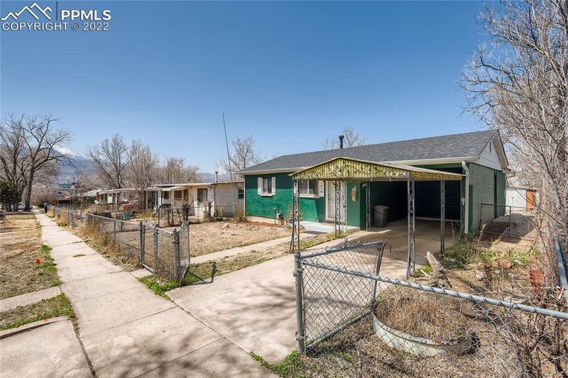 734 E Las Animas Dr, Colorado Springs, CO 80903