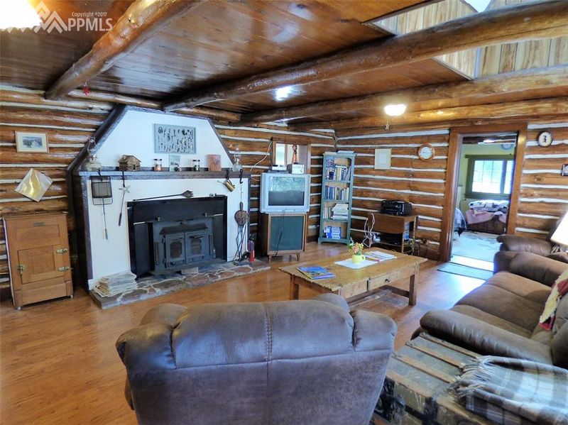 7345 Shoup Rd, Colorado Springs, CO 80908