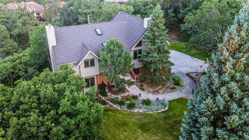 735 Palomar Ln, Colorado Springs, CO 80906