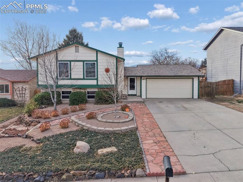 7350 Windy Peak Dr, Colorado Springs, CO 80911