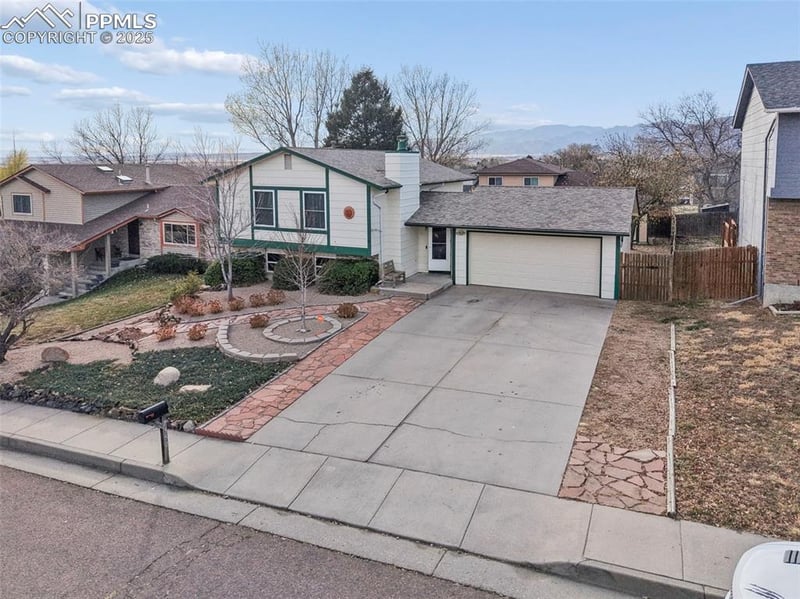 7350 Windy Peak Dr, Colorado Springs, CO 80911