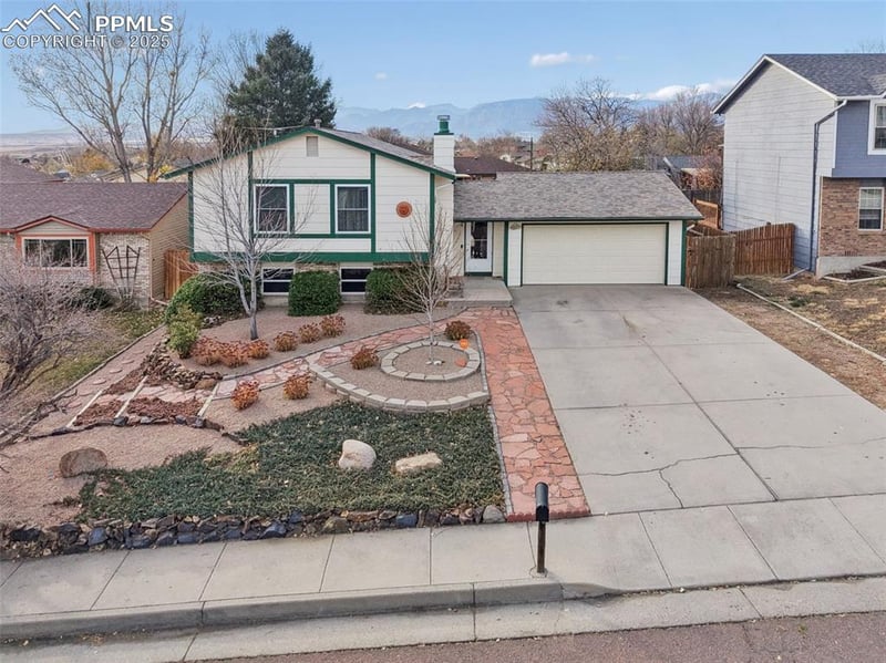 7350 Windy Peak Dr, Colorado Springs, CO 80911