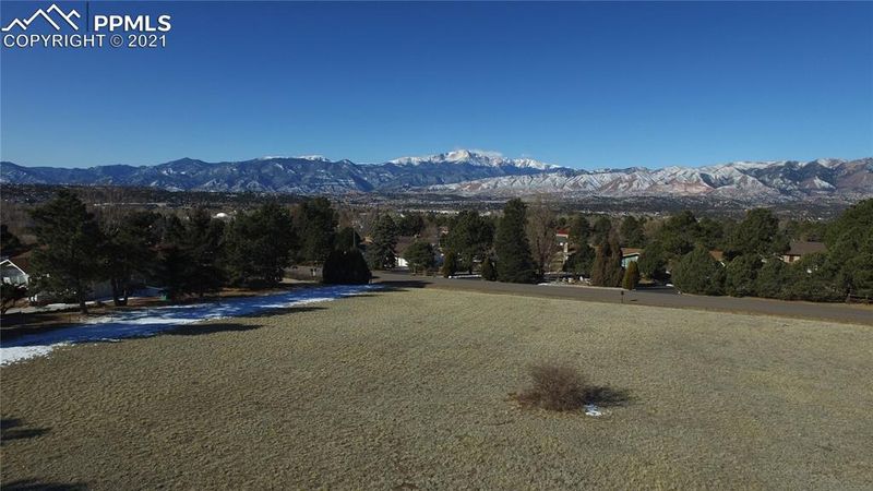 7351 Bell Dr, Colorado Springs, CO 80920