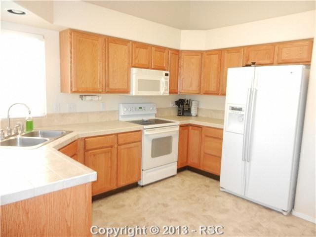 7355 Flathead Lake Dr, Colorado Springs, CO 80923