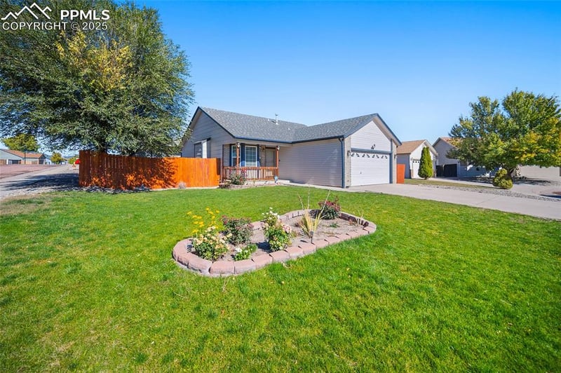 7357 Banberry Dr, Colorado Springs, CO 80925