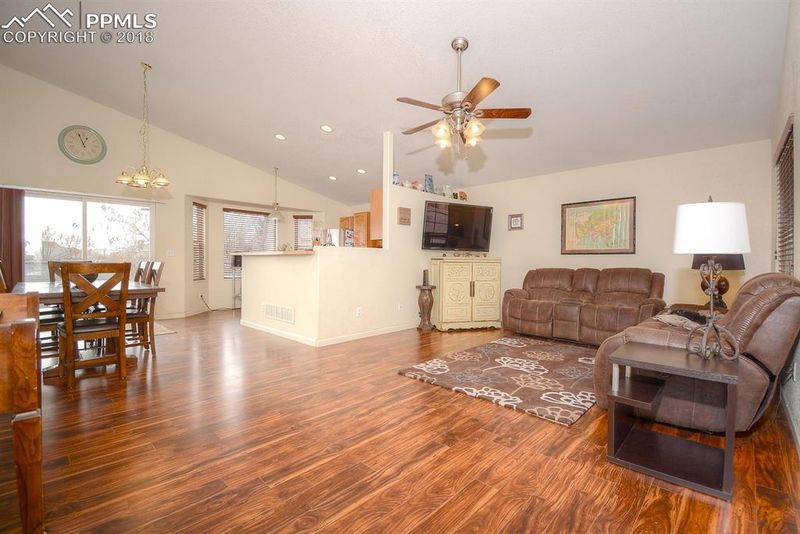 7359 Willowind Dr, Colorado Springs, CO 80922