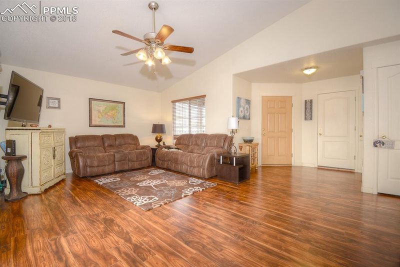 7359 Willowind Dr, Colorado Springs, CO 80922