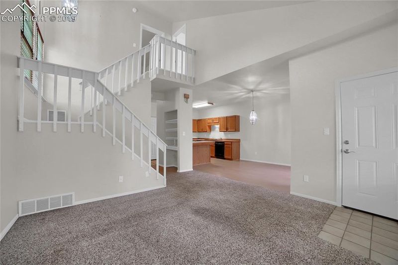 736 Crown Point Dr, Colorado Springs, CO 80906