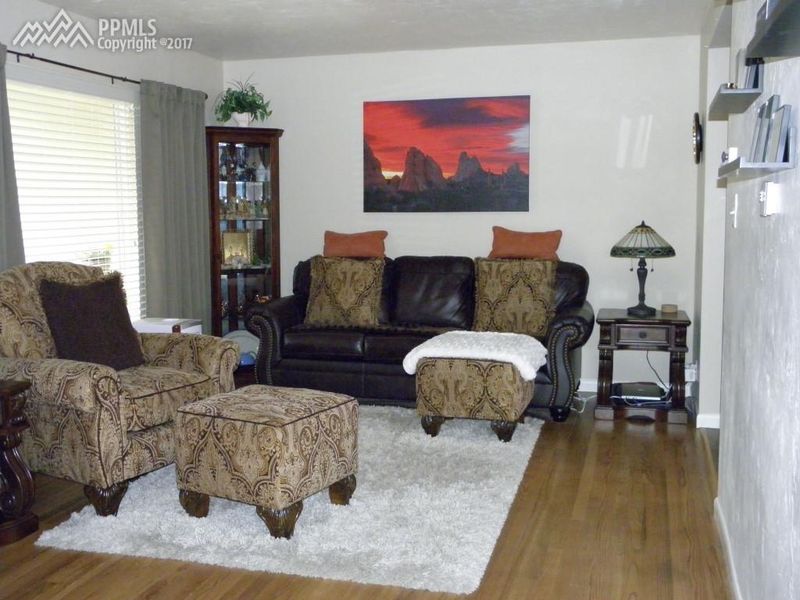 736 Hallam Ave, Colorado Springs, CO 80911