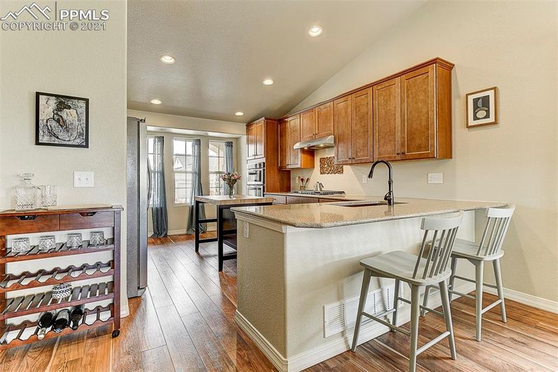 7364 Rim Bluff Ln, Colorado Springs, CO 80927