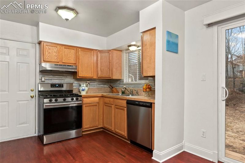 7367 Metropolitan St, Colorado Springs, CO 80911