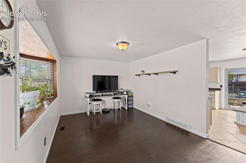 7368 Colonial Dr, Fountain, CO 80817