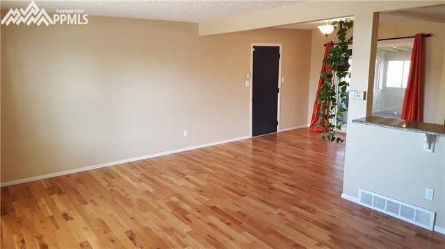 7376 Colonial Dr, Fountain, CO 80817