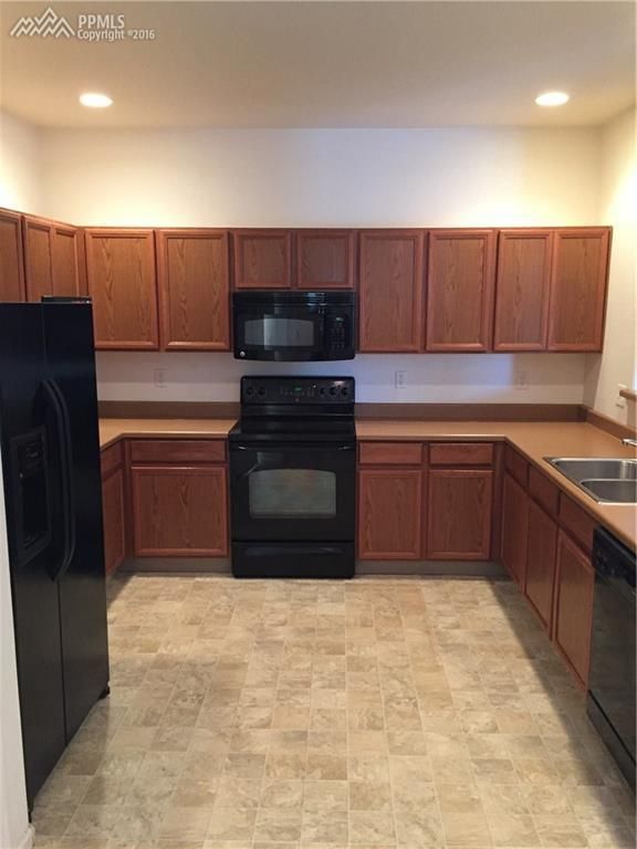 7380 Sandy Springs Point, Fountain, CO 80817