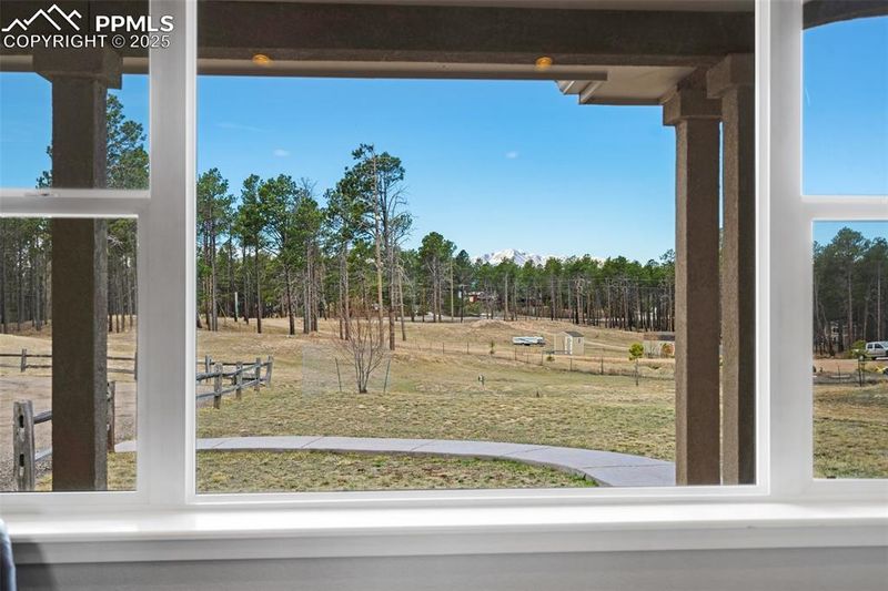 7380 Swan Rd, Colorado Springs, CO 80908