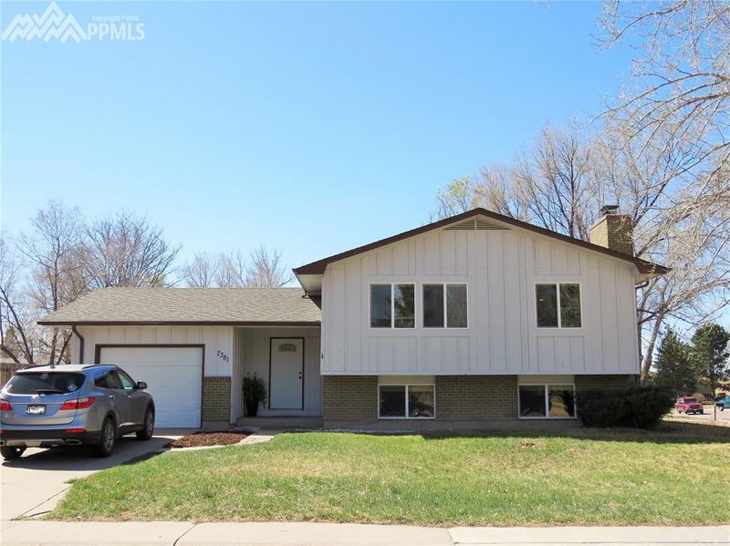 7381 Sullivan Cir, Colorado Springs, CO 80911
