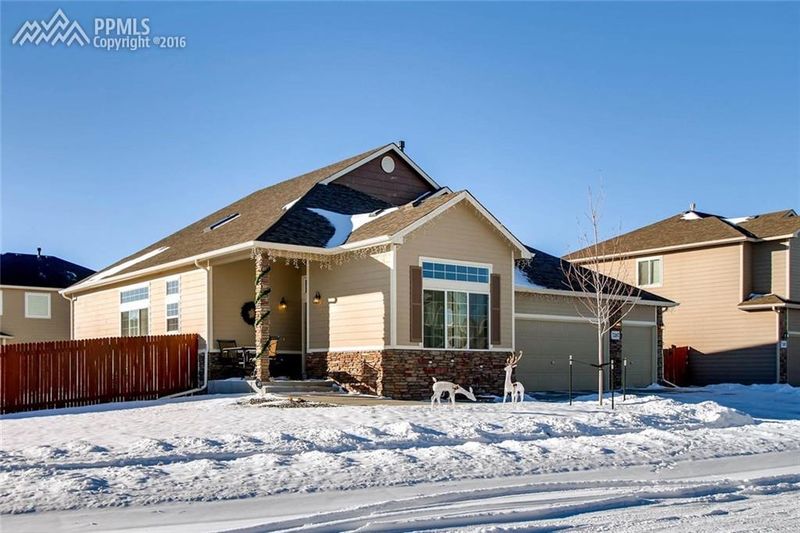 7387 Quaking Aspen Trl, Colorado Springs, CO 80908